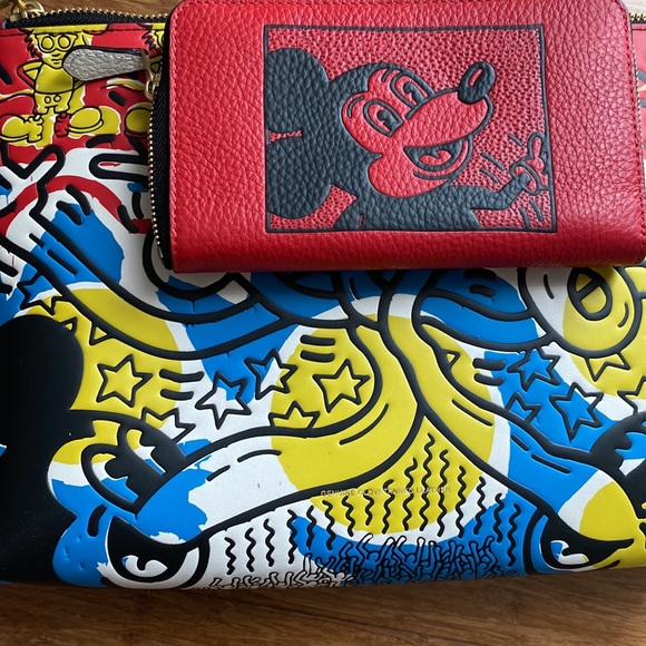 NWT! Coach LE Mickey Mouse Keith Haring XL zip leather pouch/ wallet set - Picture 9 of 9